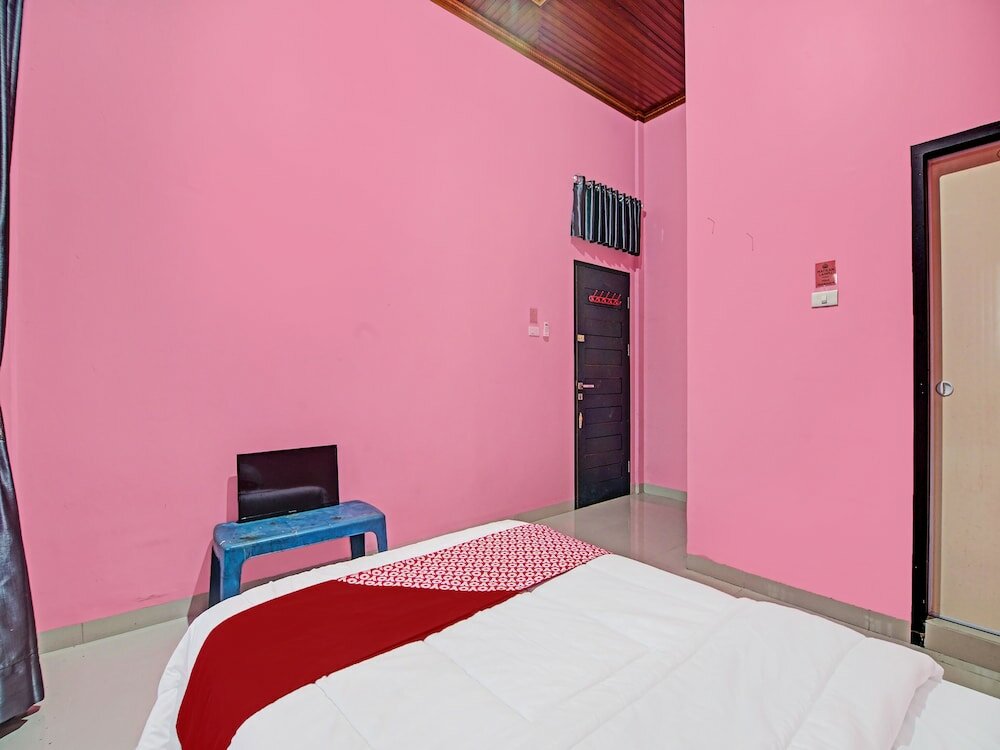 Фото Oyo 92177 Arafah Homestay Syariah