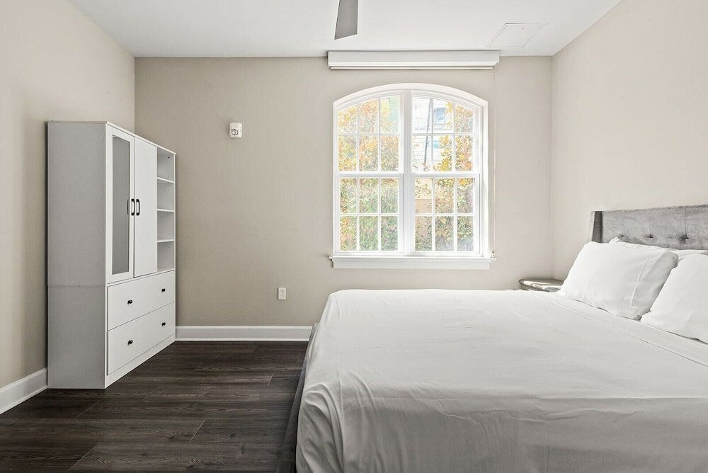 Фото Holy Angels Bywater Hotel and Residences