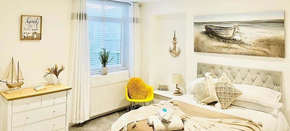 Фото Seafront 3 Bedroom Apartment