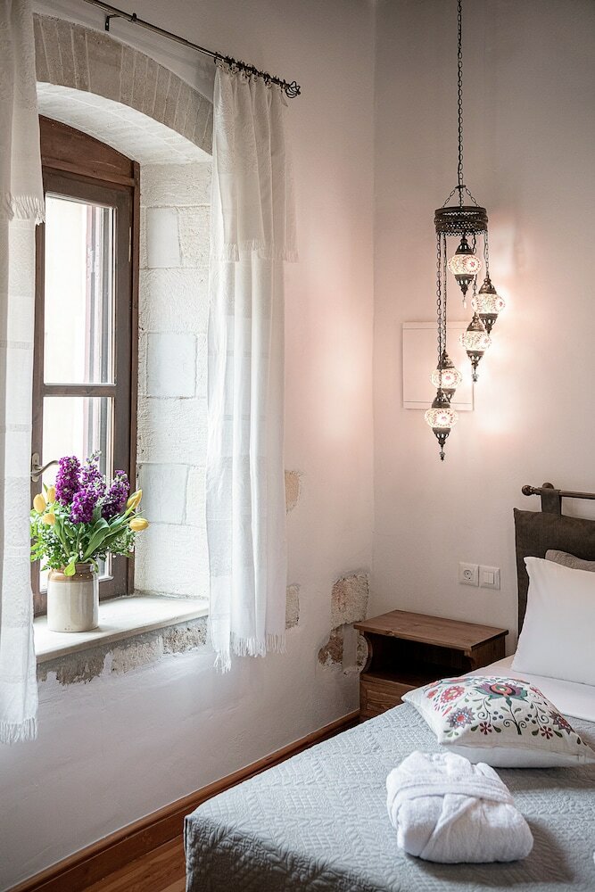 Фото Venetian Palace Chania