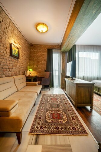 Гостиница Tin Suites в Фатихе