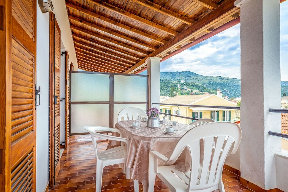 Фото Dany Apartments by Estia