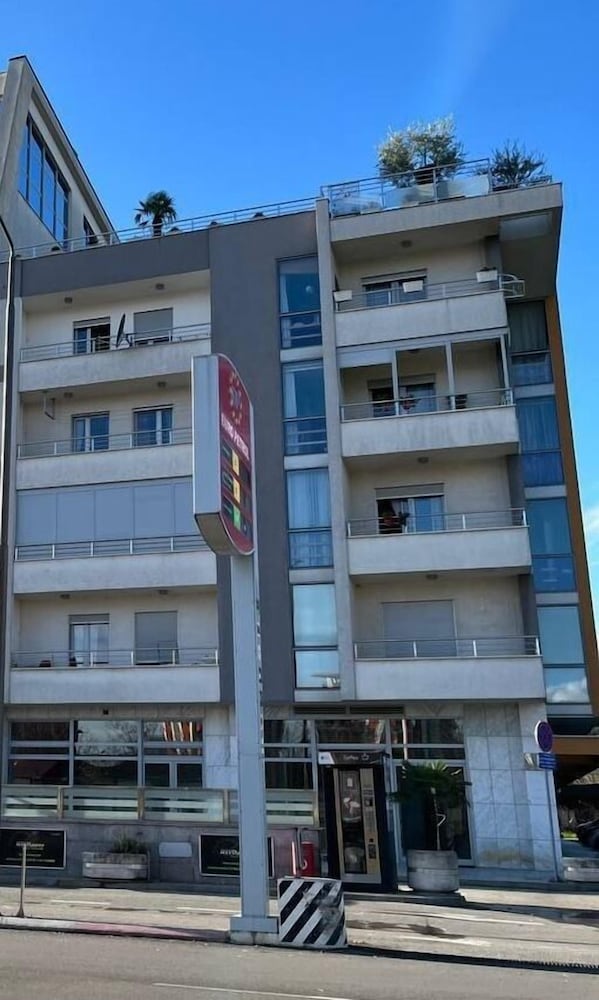 Фото Asiathalia Apartmani