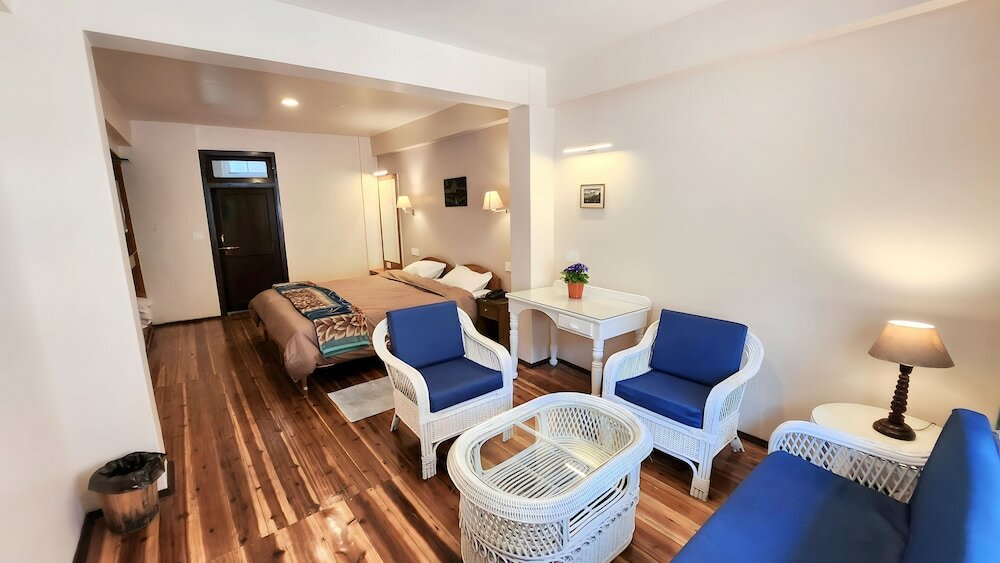 Фото Ivanhoe Hotel A Heritage Property