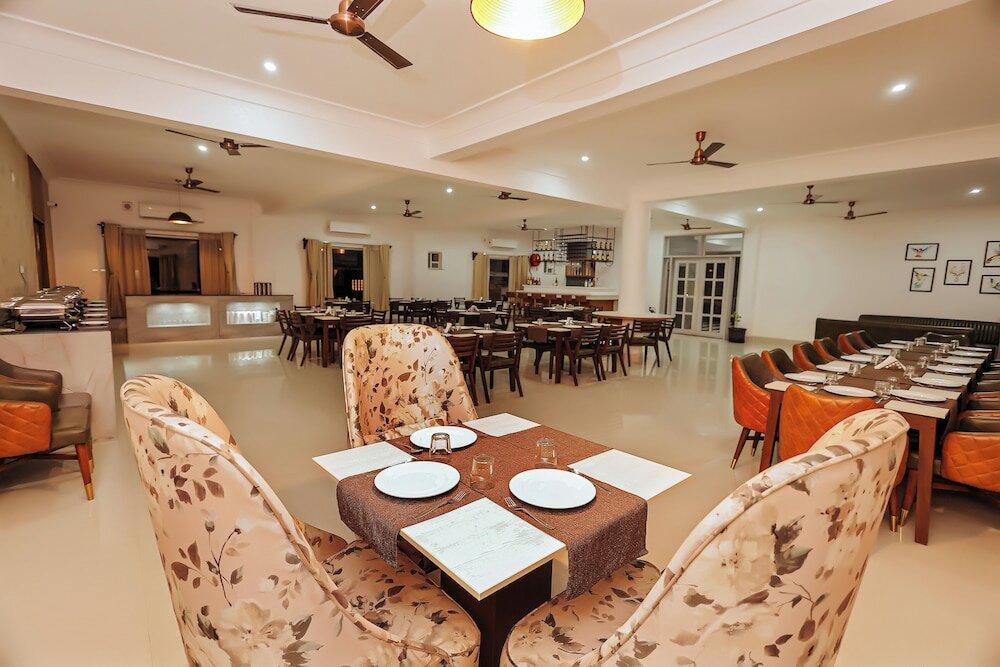 Фото Lake View Hotel Revaas