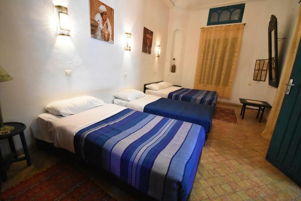 Фото Hotel Riad Dar El Qdima