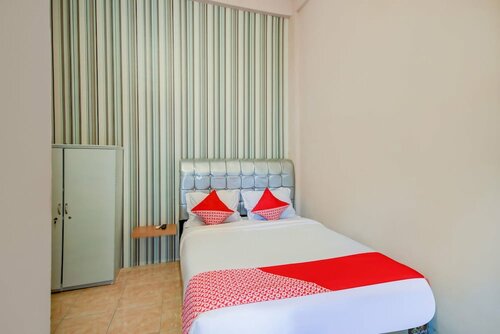Гостиница Super Oyo 3389 Sonya Homestay Syariah в Тебингтинги