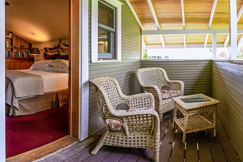 Фото A Cowslip's Belle Inn