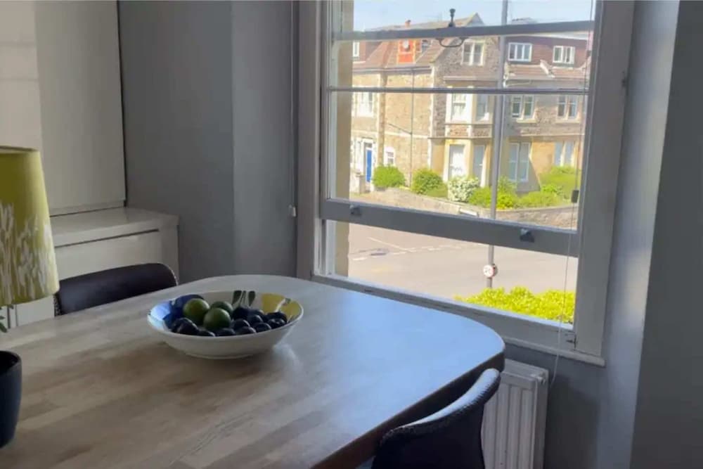 Фото Fashionable 2bd Flat - Bristol Redland