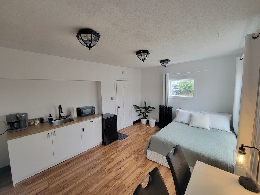 Фото Stone House Kenora