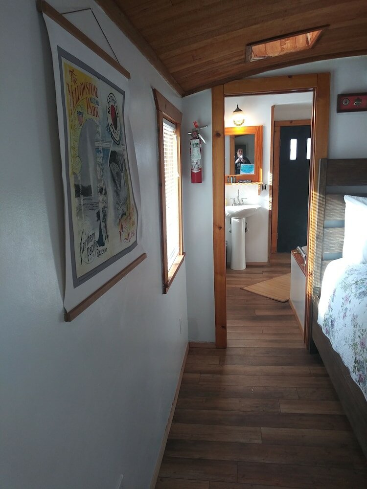 Фото Iron Horse Inn Bed & Breakfast