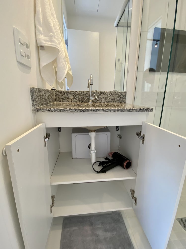 Фото Condomínio Novo com Piscina no Brás