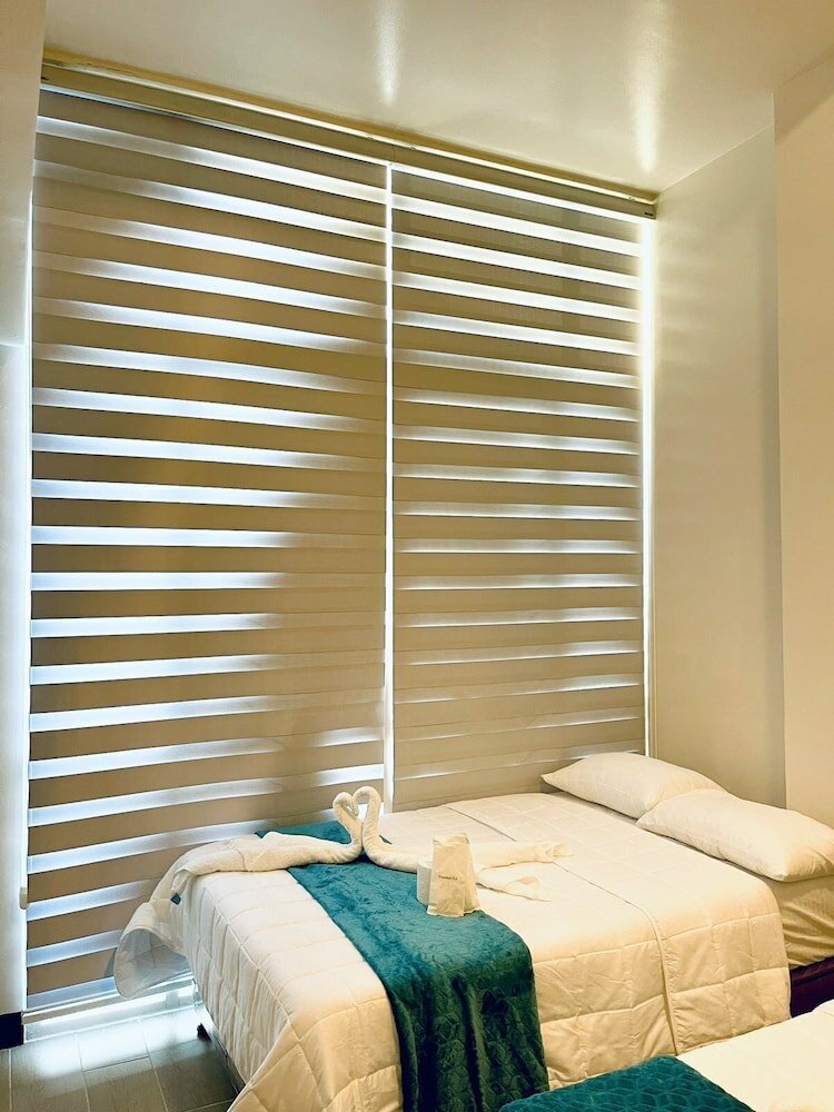 Фото Mactan Beach front Suites