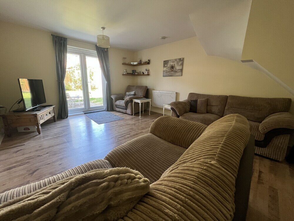 Фото Infinity Guest House Wiltshire Crescent