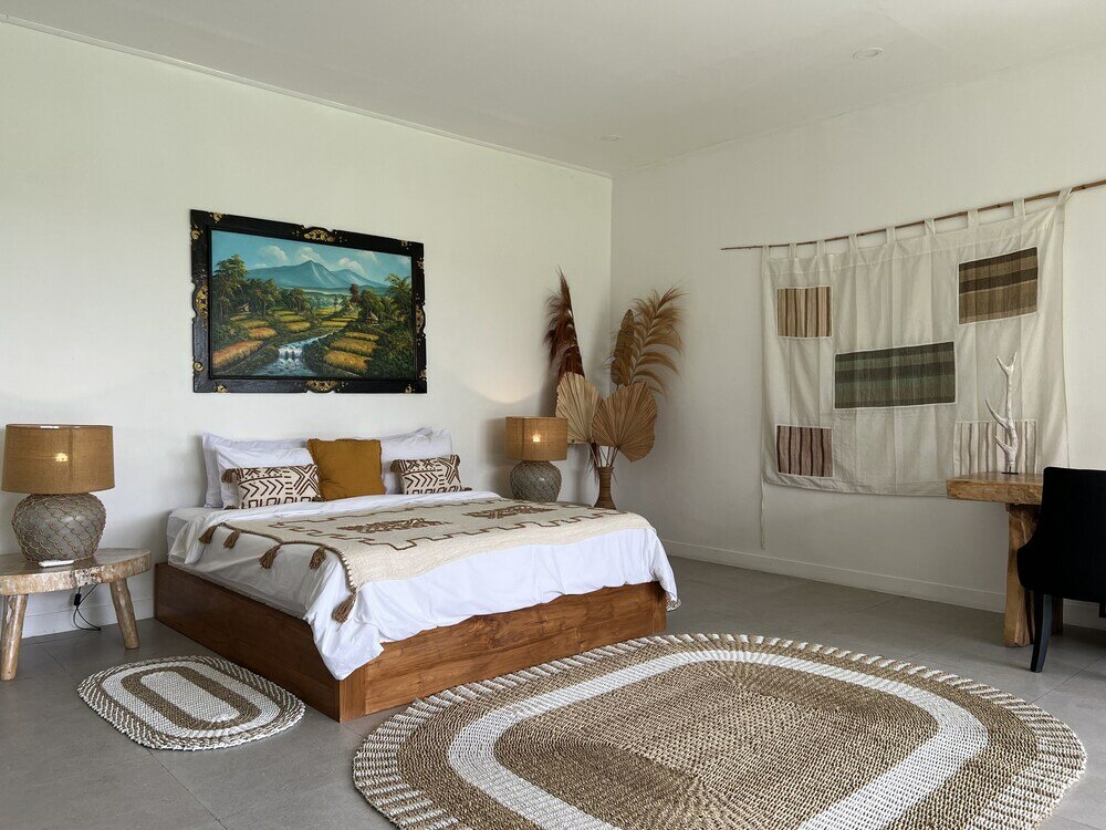 Фото Villa Roman & Alena Canggu