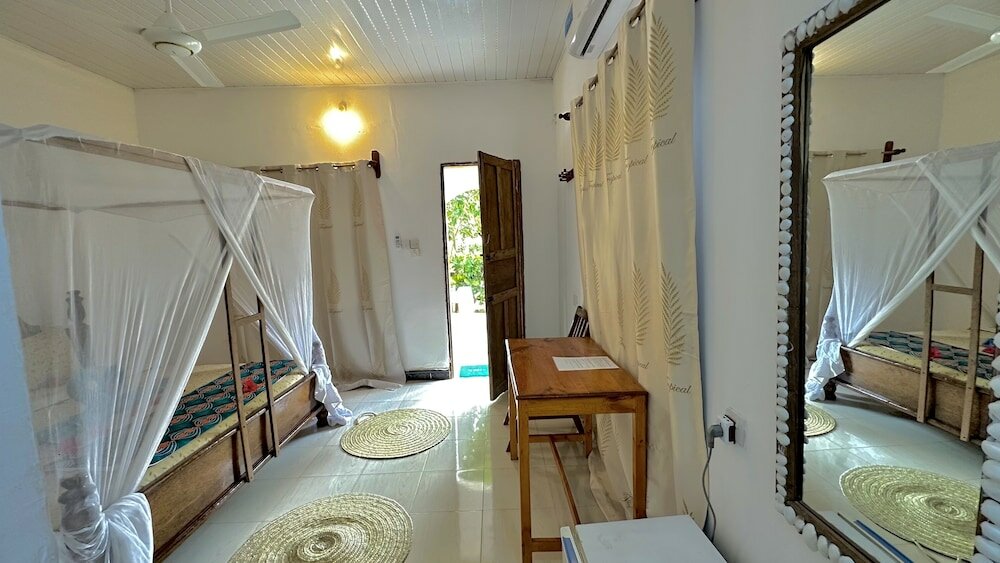 Фото Guest House Kihori Nungwi