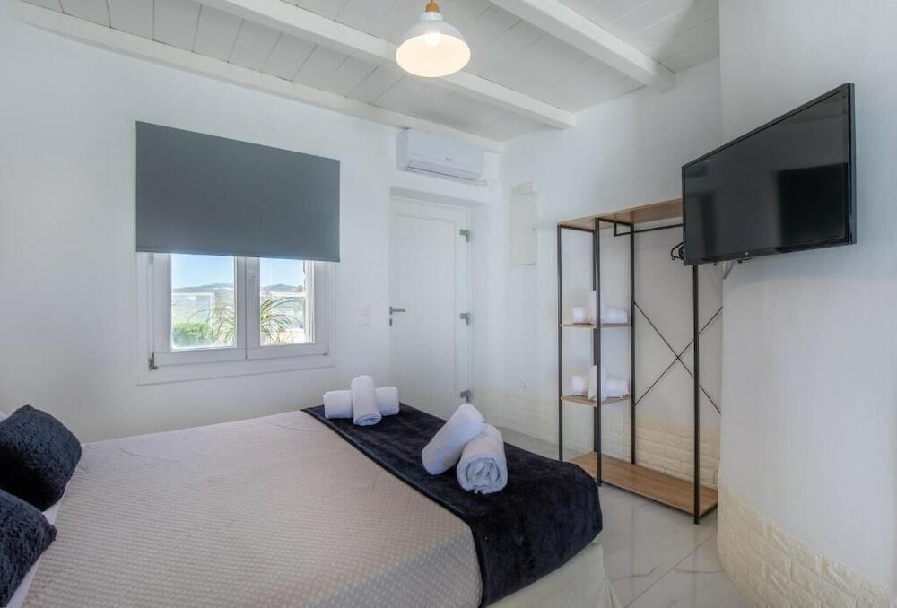 Фото Crystal Suites