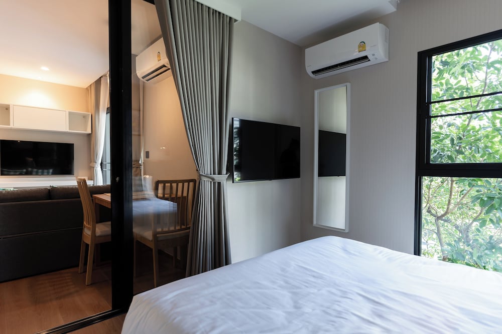 Фото Title V X413