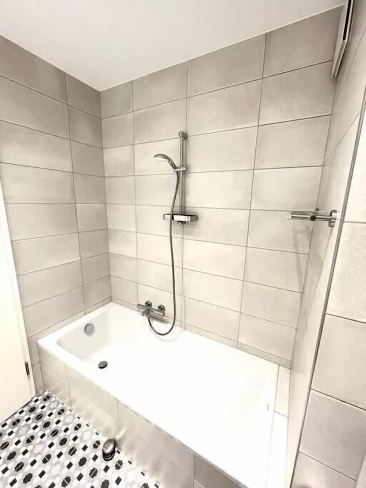 Фото 3 Bedrooms in Center Parking&Terrace