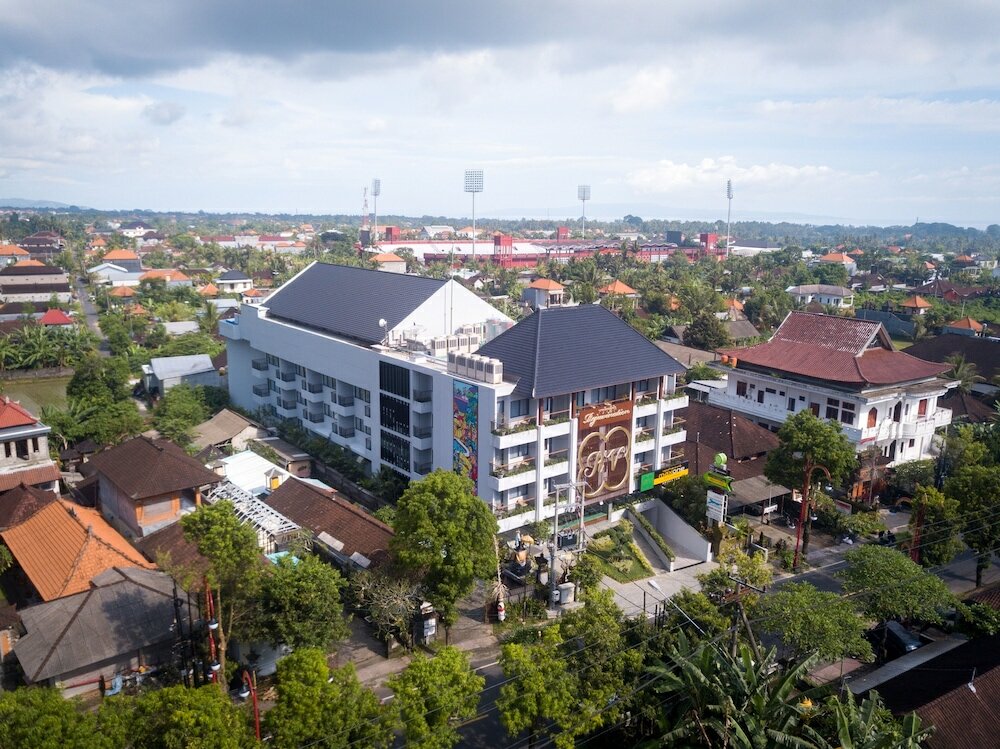 Фото отеля 2