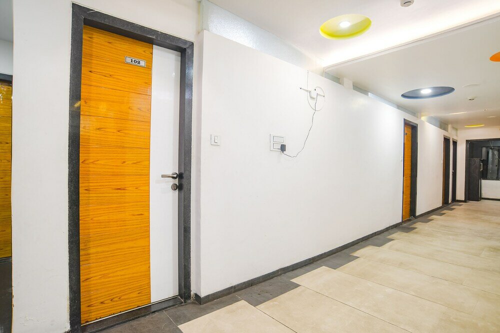 Фото Fabhotel Regal Regency