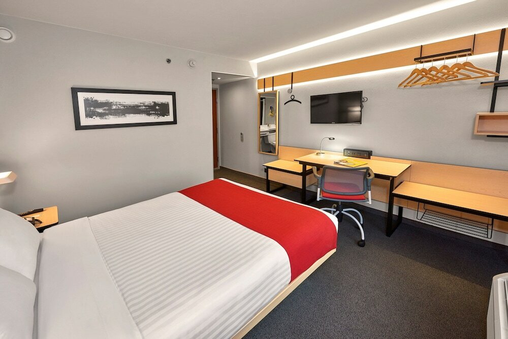 Фото City Express by Marriott Toluca