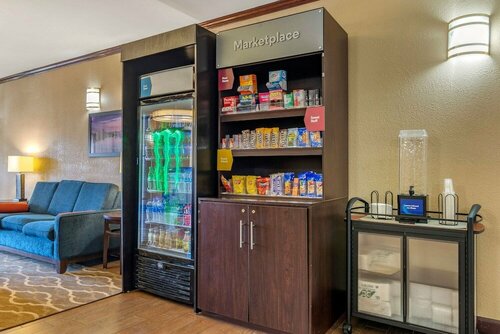 Гостиница Comfort Suites Montgomery East Monticello Dr в Монтгомери