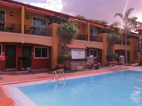 Гостиница Crown Regency Residences Davao в Давао