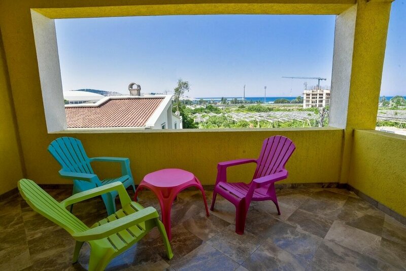Гостиница Sea View Studio Flat w Balcony in Bar в Баре