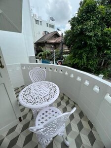 Гостиница RoomQuest Bangkok Rim Praya Dinsor Road