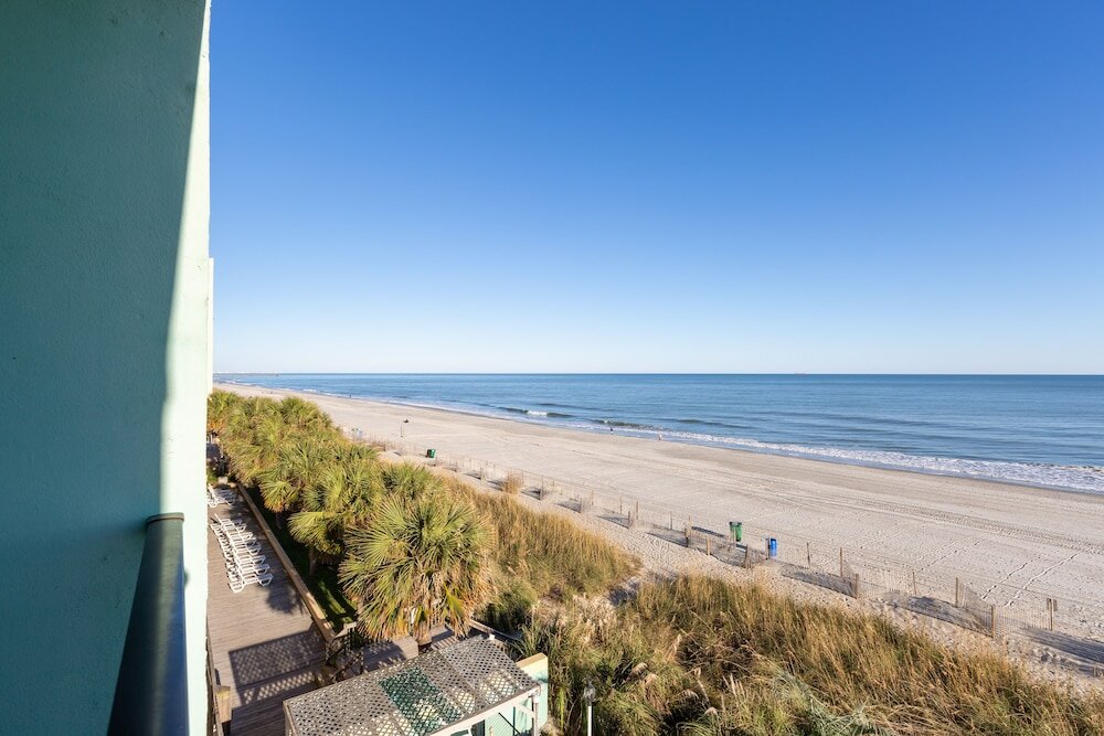 Фото Beach Club at Montego Inn