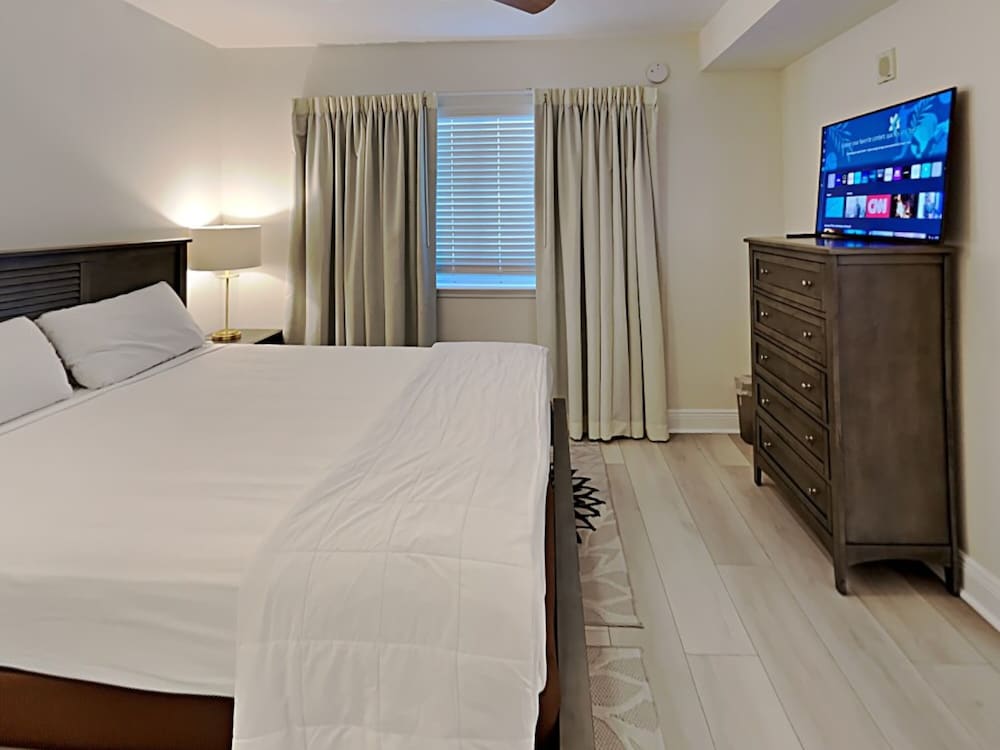 Фото Emerald Beach Resort by Southern Vacation Rentals