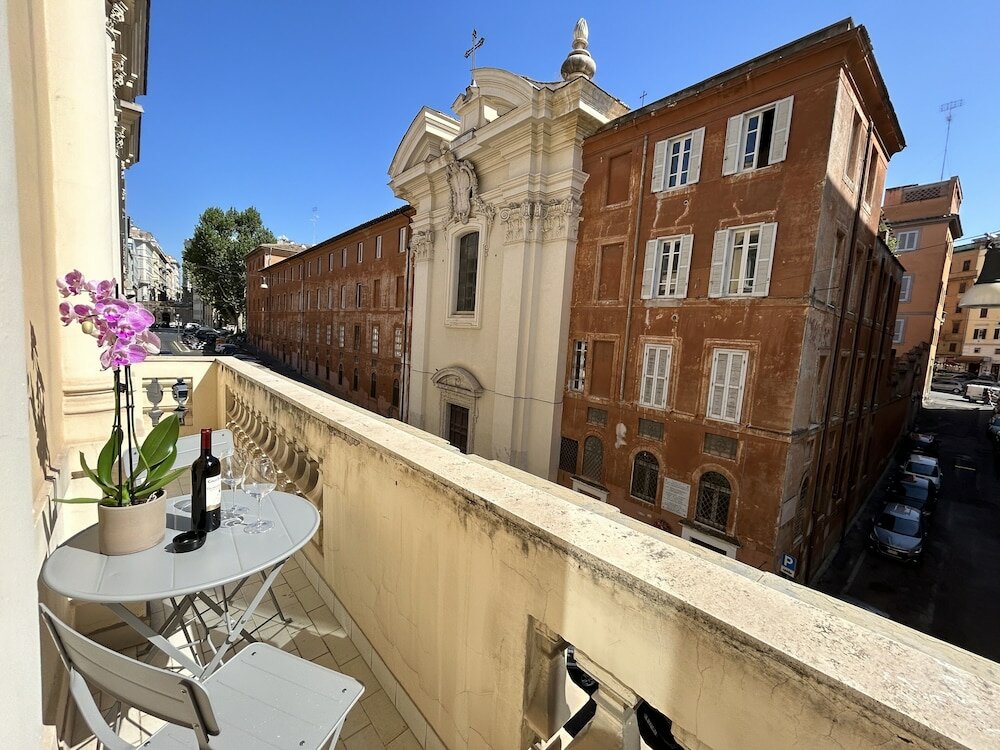 Фото Aenea Superior Inn