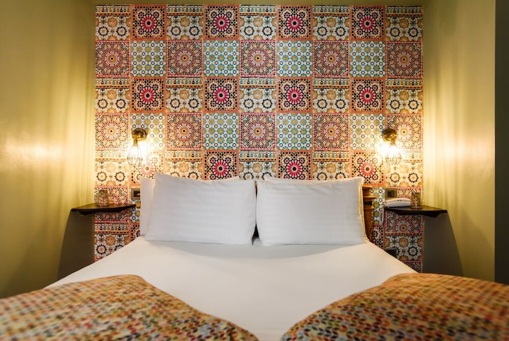 Фото Jolyon's Boutique Hotel