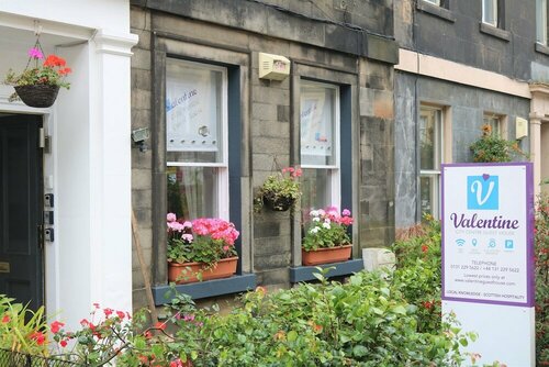 Гостиница Valentine City Centre Guest House в Эдинбурге