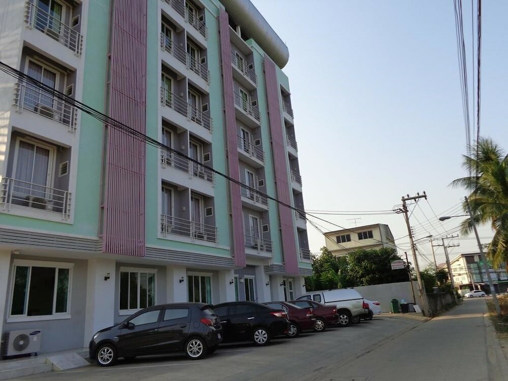 Фото отеля 1