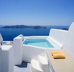 Abyssanto Suites & SPA