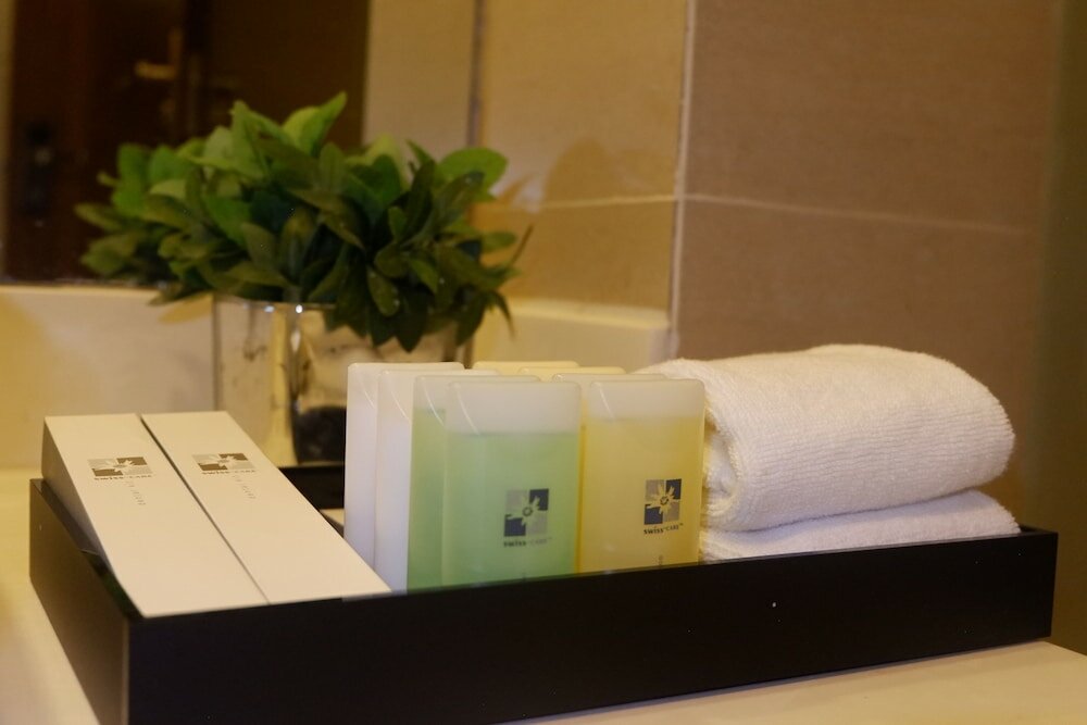 Фото Valero Grand Suites by Swiss-Belhotel Makati