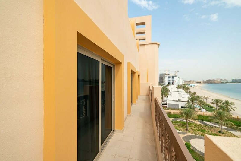 Жильё посуточно Globalstay Holiday Homes - Sarai Apartments в Дубае
