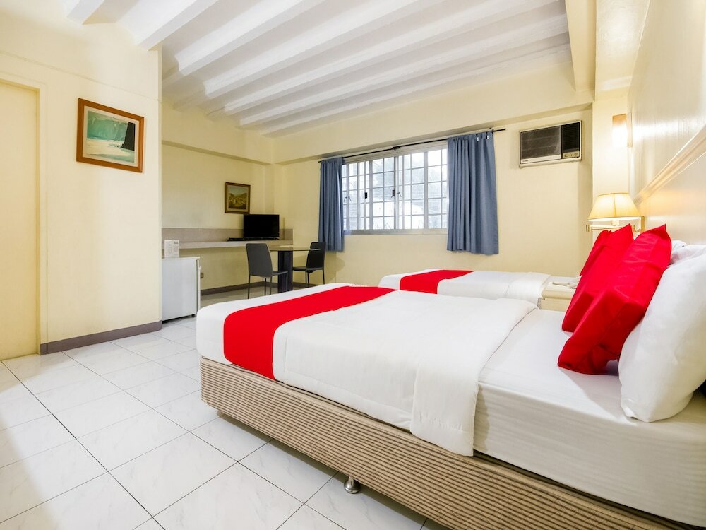 Фото Vaccinated Staff - Capital O 465 Ford's Inn