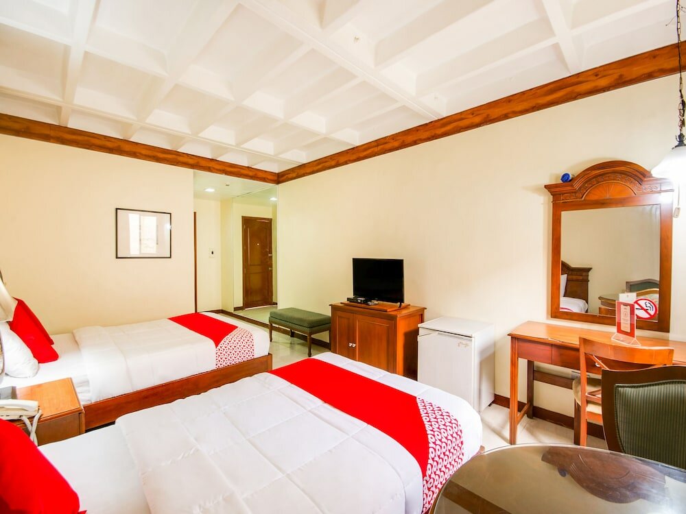 Фото Vaccinated Staff - Capital O 465 Ford's Inn