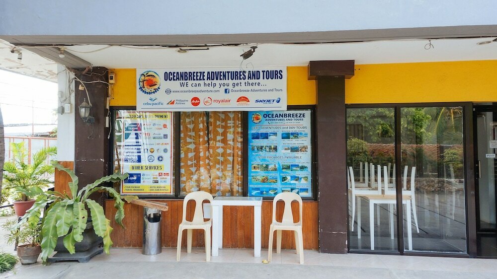 Фото RedDoorz @ Humayhumay Road Lapulapu