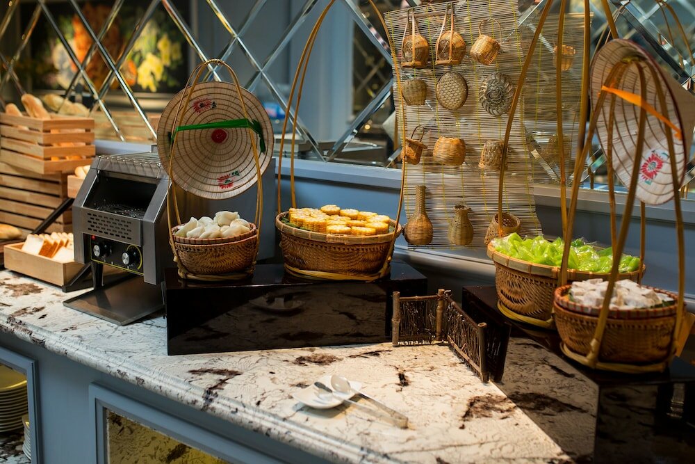 Фото Anatole Hotel Hanoi