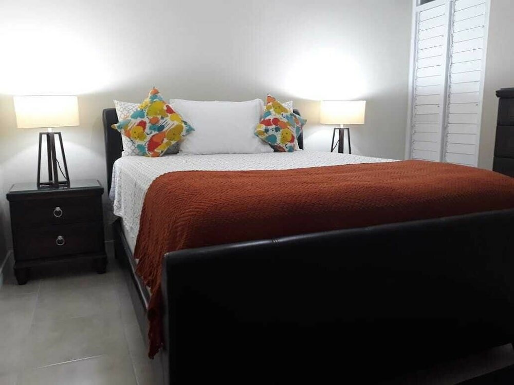 Фото The Brompton Executive Guest Apartment