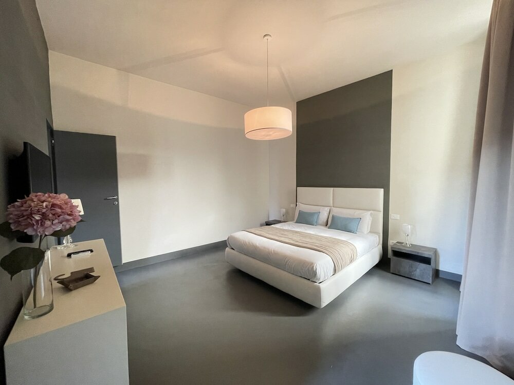 Фото Lucus Exclusive B&b