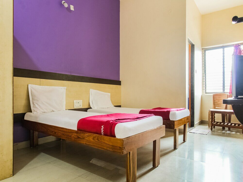 Фото Spot On 49517 Hotel Hoysala Deluxe Lodging & Restaurant