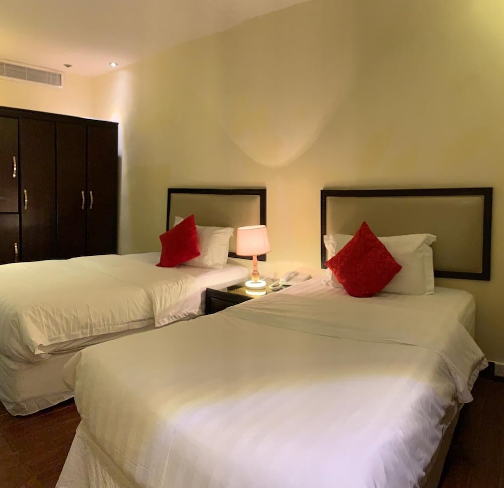 Фото Mirage Hotel