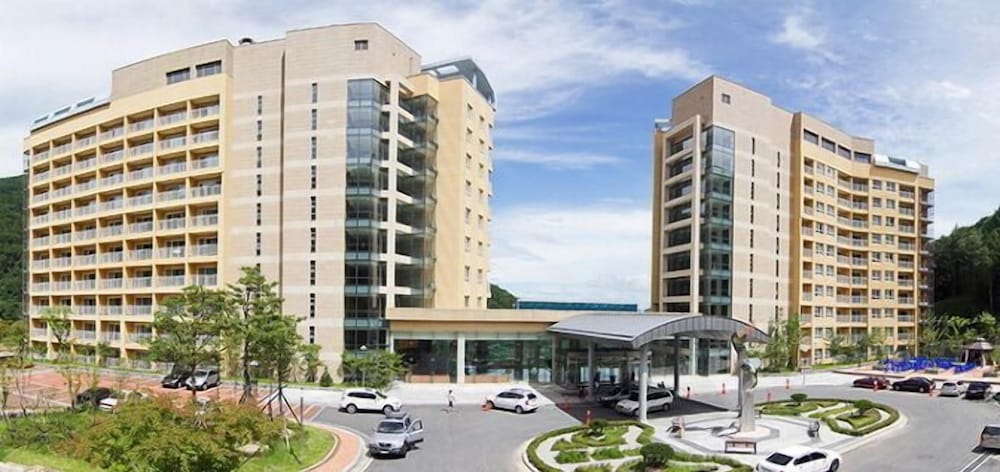 Фото High Castle Resort