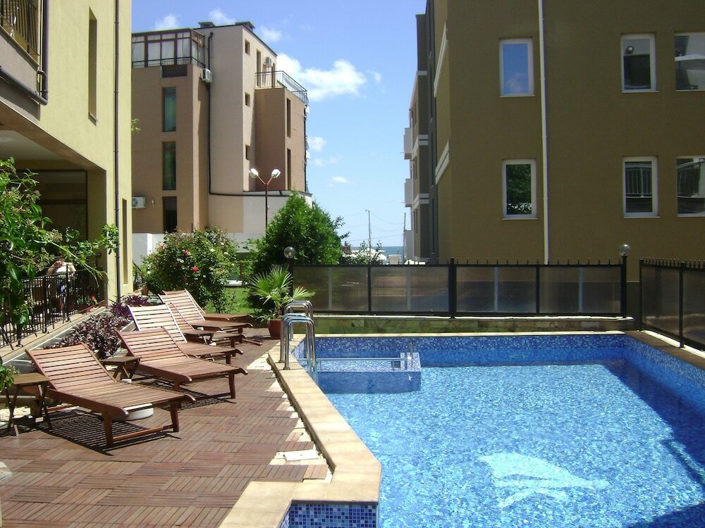 Фото Family Hotel Kandrovi