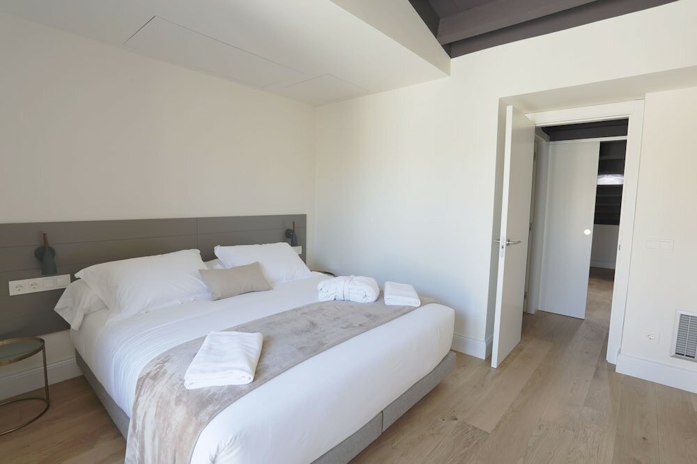 Фото Apartaments Plaça del VI